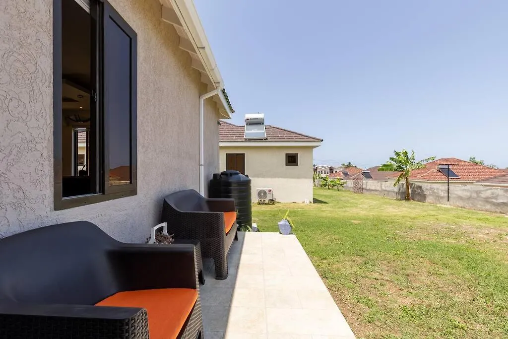 Sun Shine Luxury Villas 2 Bedroom Pool & Gym Ocho Rios St Ann Jamaica